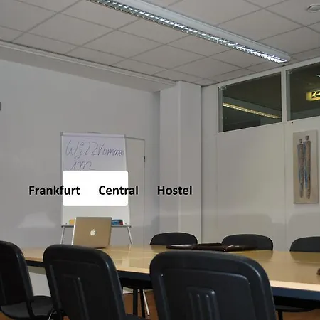 אכסניה Frankfurt פרנקפורט