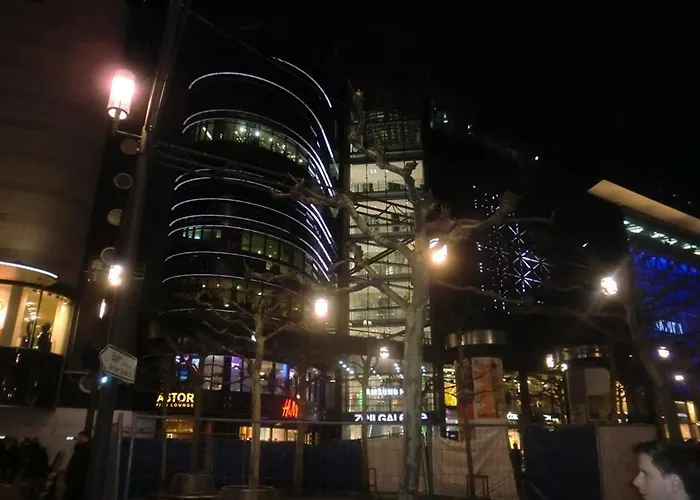 Frankfurt אכסניה פרנקפורט